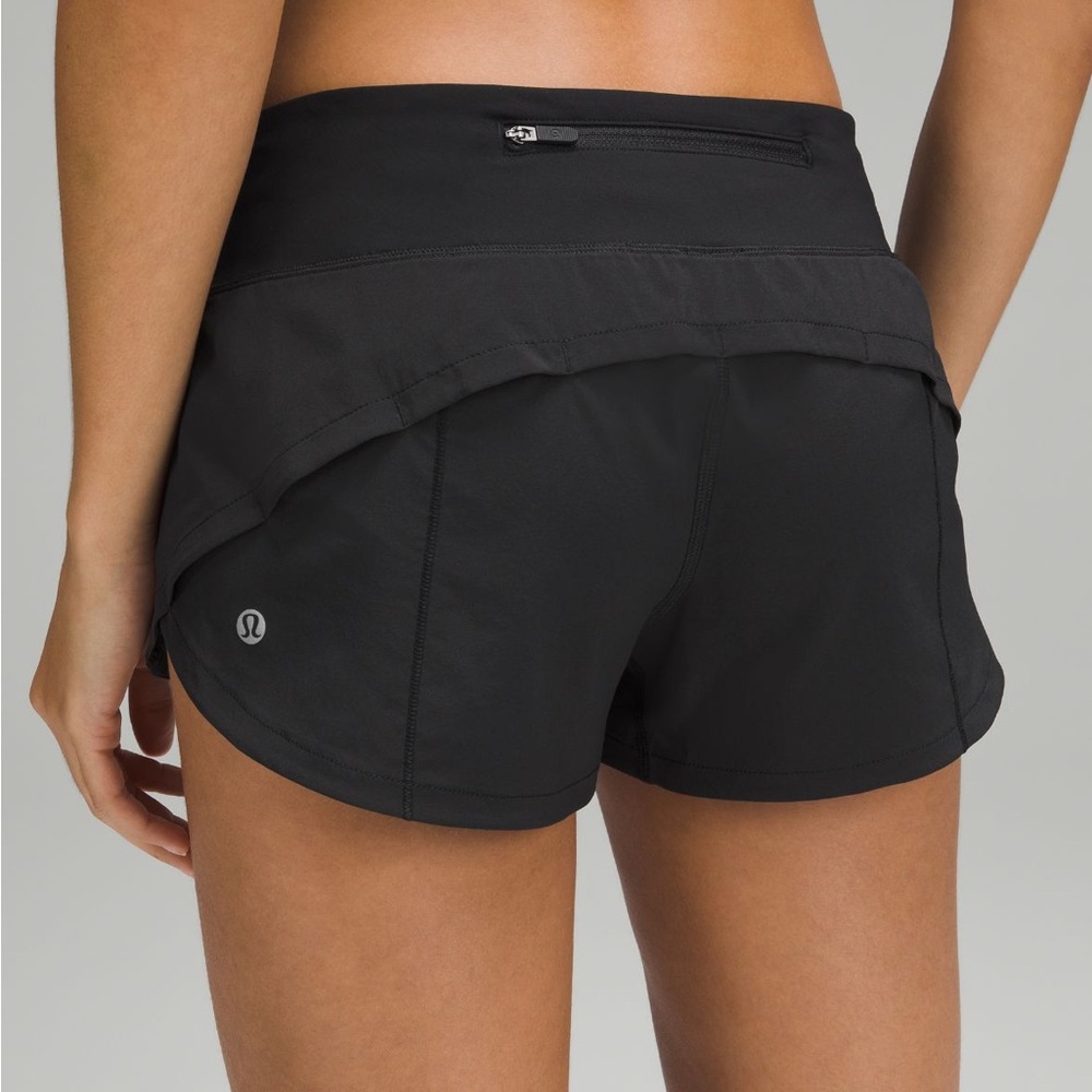 NWOT Lululemon Black Speed Up Low-Rise Short 2.5”